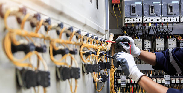 Professional Electrician technician working in Oconomowoc, WI